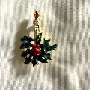 Vintage holiday broach